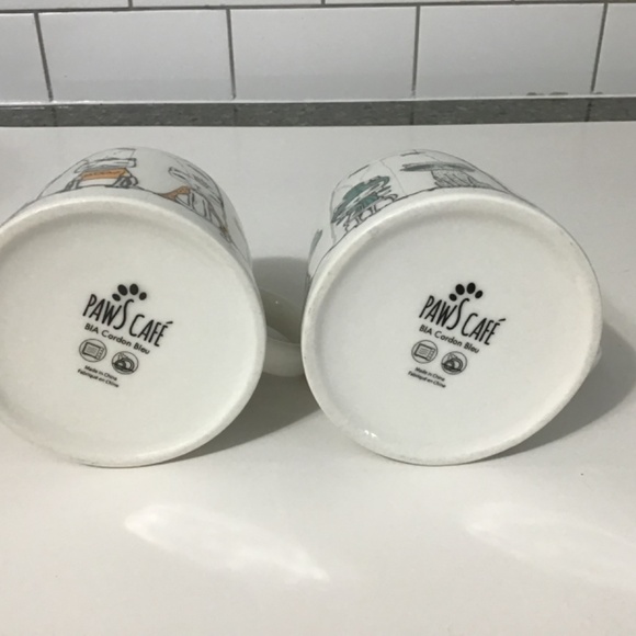 VTG Paws Cafe BIA Cordon Bleu Whimsical Cat Mugs Set of 2 - Picture 7 of 8